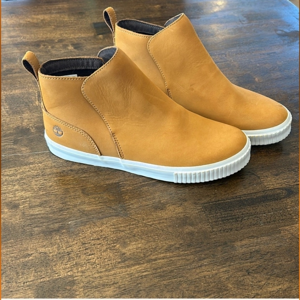 Timberland Tan Ankle Boots